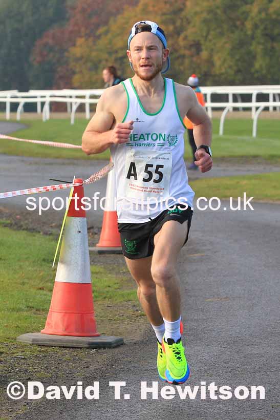 2022 Norman Woodcock Memorial Road Relays (organised by Elswick Harriers), Gosforth Park Racecourse, Newcastle.  Photo: David T. Hewitson/Sports for All Pics